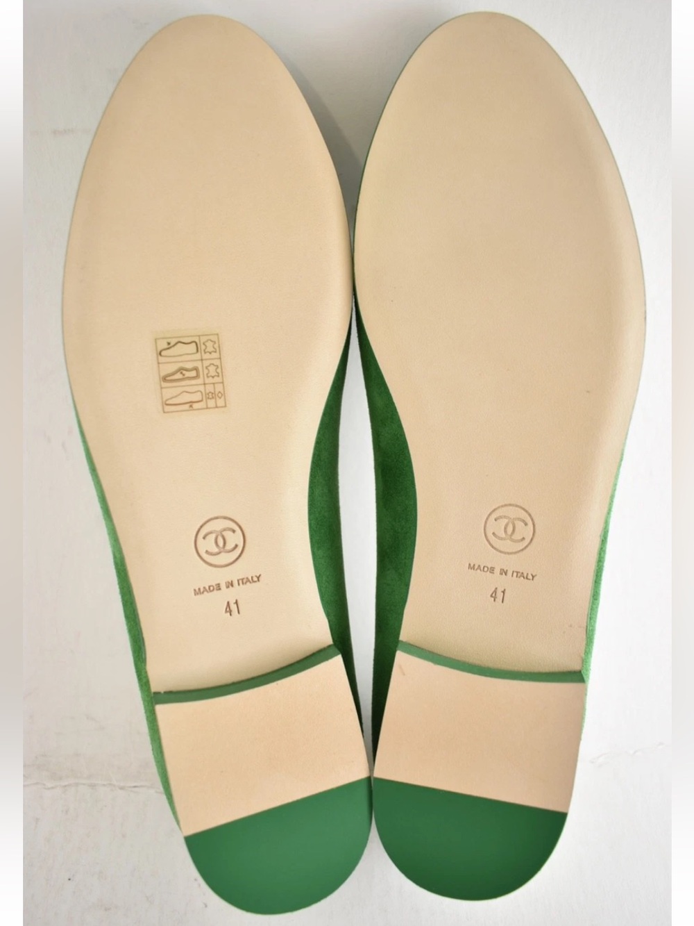 Chanel 26A Green Suede Patent Leather CC Logo Bow Tie Ballet Ballerina Flat 41 - Picture 16 of 16